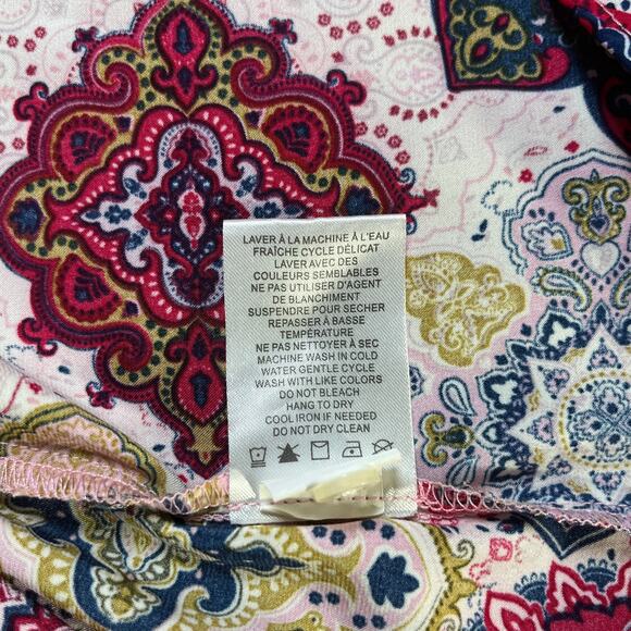 Cupcakes And Cashmere Blouse Womens Large‎ Pink Medallion Print Button Front Art - Picture 7 of 9